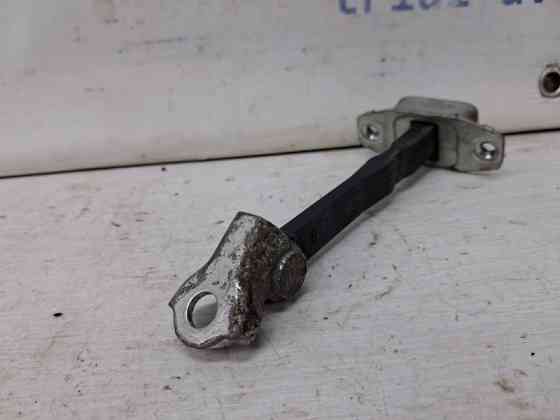 Ограничитель двери передний правый Suzuki SX4 1 2.0 БЕНЗИН J20A 2006 (б/у) Киев