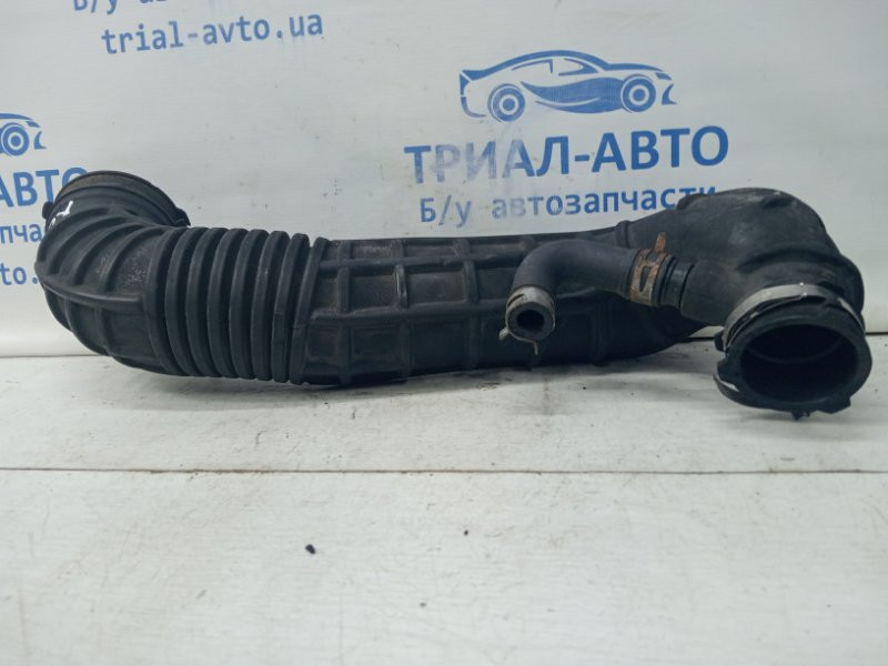Патрубок воздушного фильтра SsangYong Korando C200 2.0 DIESEL D20DT 2010 (б/у) Киев - изображение 2