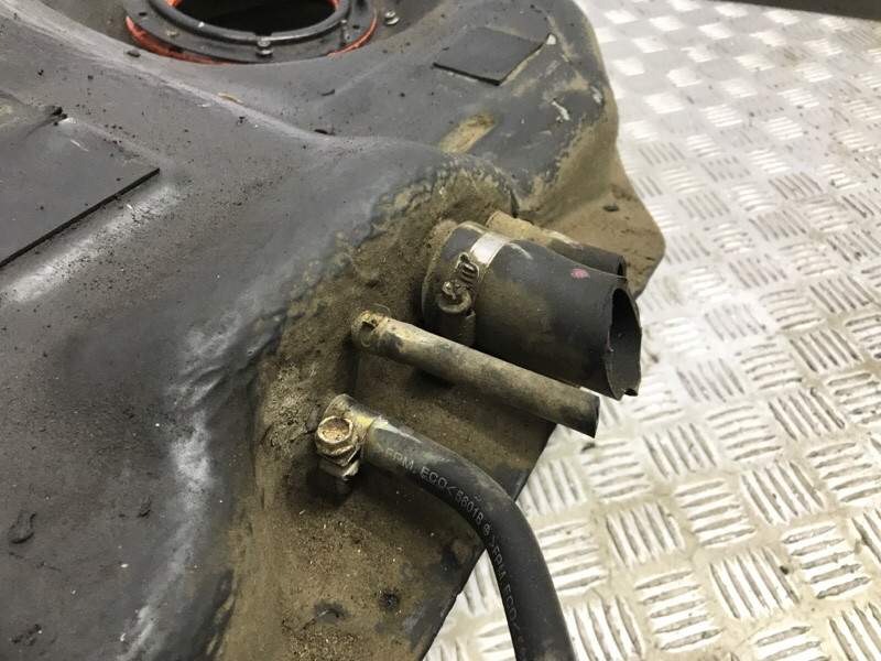 Бак топливный металлический Subaru Outback BS 2.0 DIESEL EE20Z 2014 (б/у) Київ - зображення 5