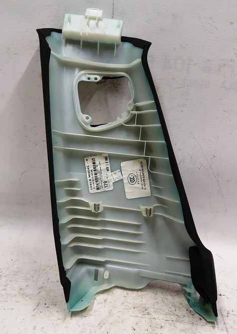 1Облицовка стойки B верхняя правая черный Alcantara с повреждением Tesla model S REST 1021613-92-A Киев - изображение 2