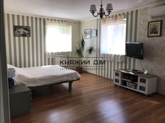 Продам теплий та затишний будинок у с. Віта-Поштова. №228908 Київ