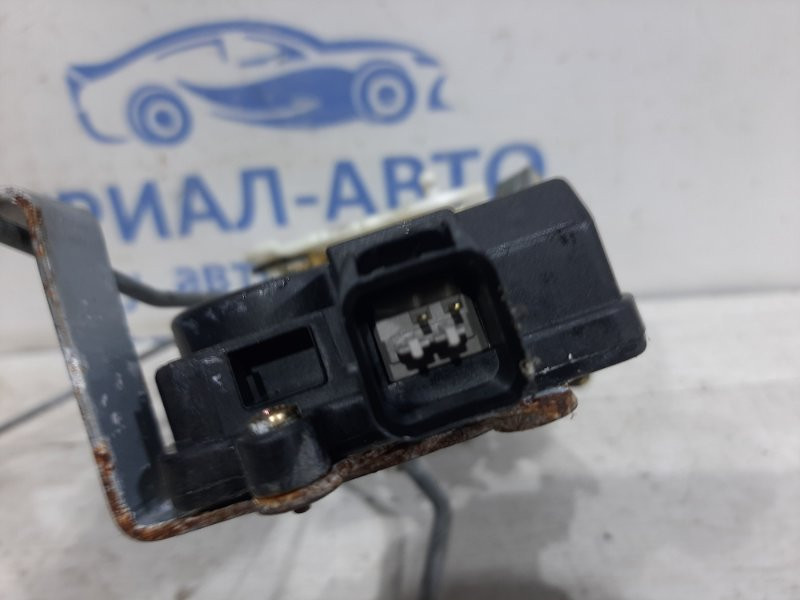 Замок двери задний правый Mitsubishi Outlander CU 2.4 БЕНЗИН 4G69 2003 (б/у) Київ - зображення 5