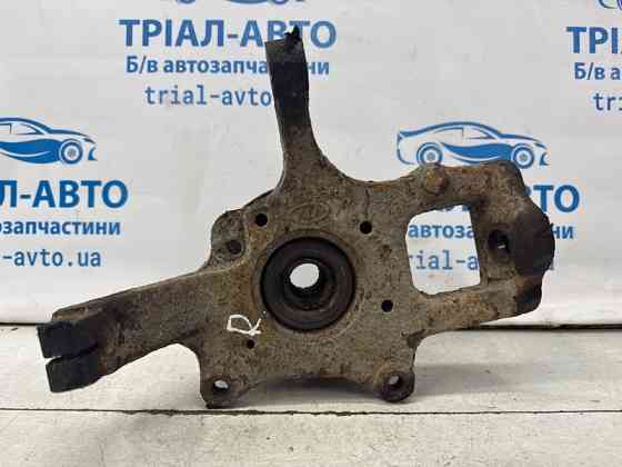Кулак поворотный правый со ступицей Kia Sorento BL 2.5 DIESEL D4CB 2002 (б/у) Киев