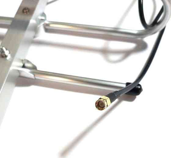 Антенна Yagi 360-480/890-930/1240-1395/1550-3200 МГц 8 дБ, до 25 Вт, кабель RG 58U 1 метр с SMA-male Днепр