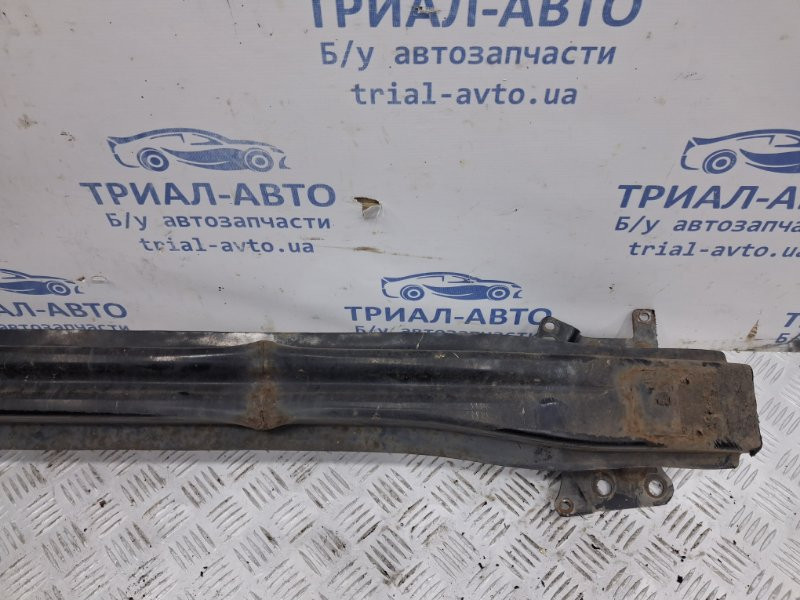 Усилитель бампера передний Volkswagen Caddy 2K 1.9 DIESEL BJB 2003 (б/у) Київ - зображення 2