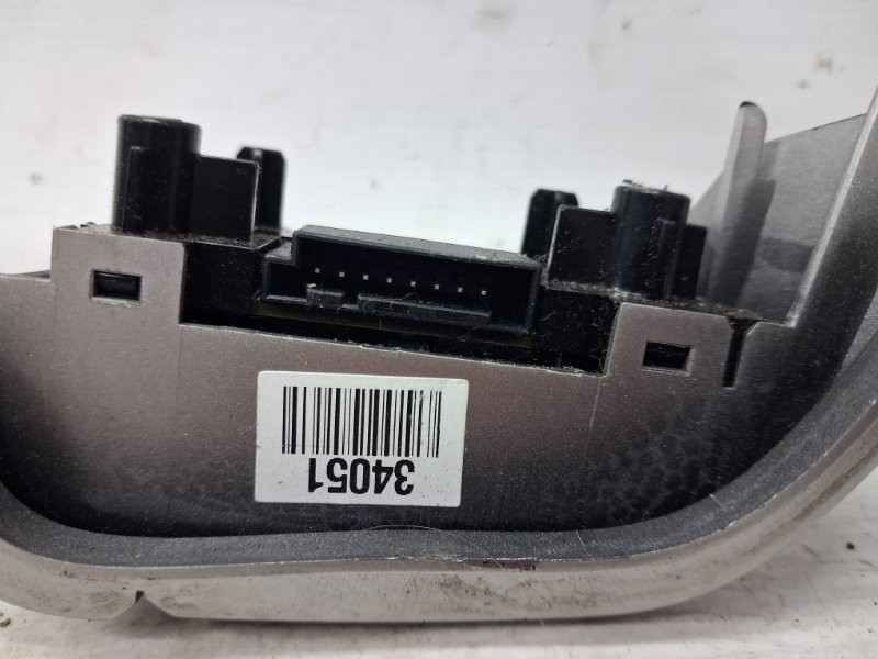 Кнопки руля SsangYong Korando C200 2.0 DIESEL D20DT 2010 (б/у) Киев - изображение 3