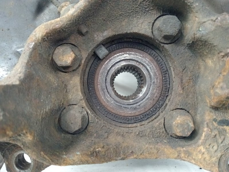 Кулак поворотный левый со ступицей Subaru Outback BR 2.5 БЕНЗИН EJ253 2009 (б/у) Київ - зображення 3