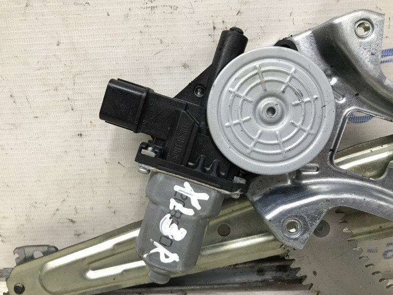 Стеклоподъемник задний правый Mitsubishi Outlander XL 2.2 DIESEL 4N14 2007 (б/у) Киев - изображение 4