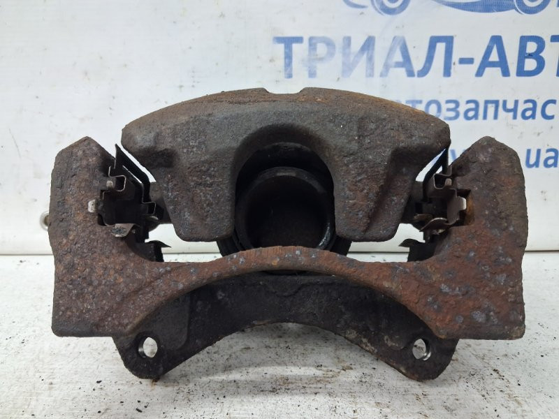 Суппорт передний правый Mitsubishi ASX GA 1.8 DIESEL 4N13 2010 (б/у) Киев - изображение 2