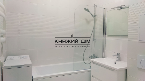 Пропонується в оренду однокімнатна квартира студія в Печерському р-ні. Код об'єкта 11201819 Київ