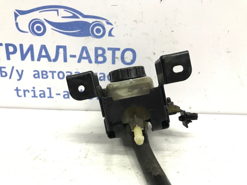 Бачок главного тормозного цилиндра Mazda CX 7 ER 2.3 БЕНЗИН 	L3VDT 2006 (б/у) Київ - зображення 2