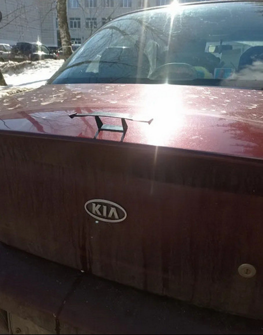 Мини Спойлер Чёрный. Синий. Белый. Красный усиленный скотч Киев - изображение 2