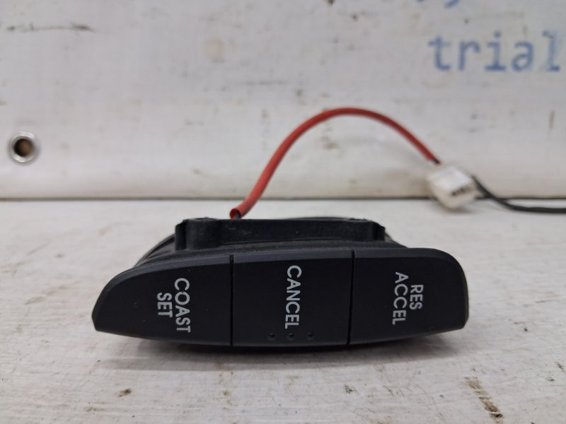 Кнопки руля Kia Sorento BL 2.5 DIESEL D4CB 2002 (б/у) Киев - изображение 2