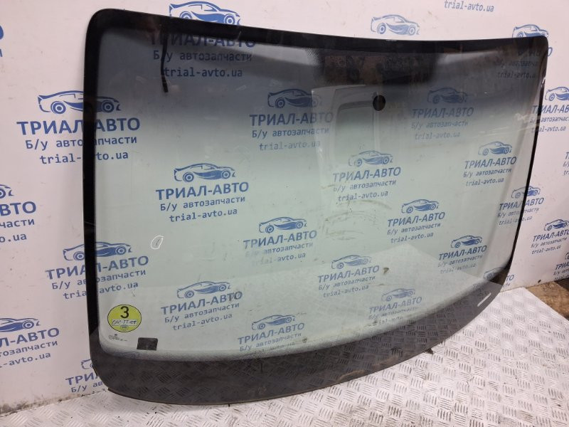 Стекло лобовое Volkswagen Caddy 2K 1.9 DIESEL BJB 2003 (б/у) Киев - изображение 2