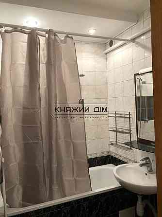 Оренда 2-кімнатної квартири на Печерську, 1 хвилина до метро Звіринецька Киев