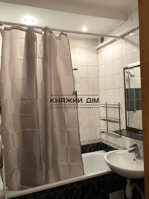 Оренда 2-кімнатної квартири на Печерську, 1 хвилина до метро Звіринецька Киев - изображение 3