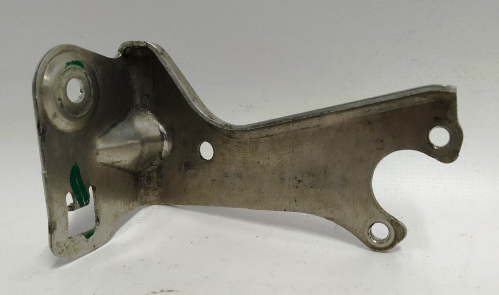 Кронштейн крепления датчика уровня задней пневмоподвески левый Tesla model S, model S REST, model X Киев - изображение 2