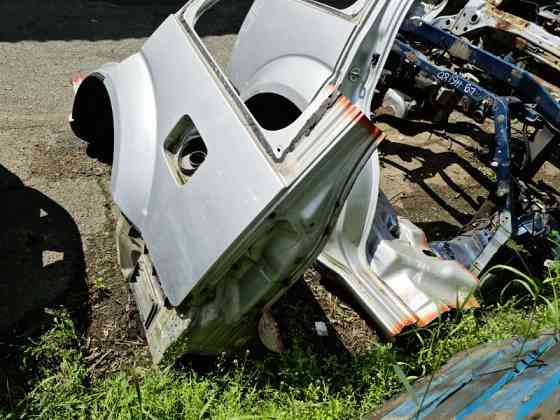 Четверть автомобиля задняя левая Nissan Pathfinder R51 2.5 DIESEL YD25DDTI 2004 (б/у) Київ