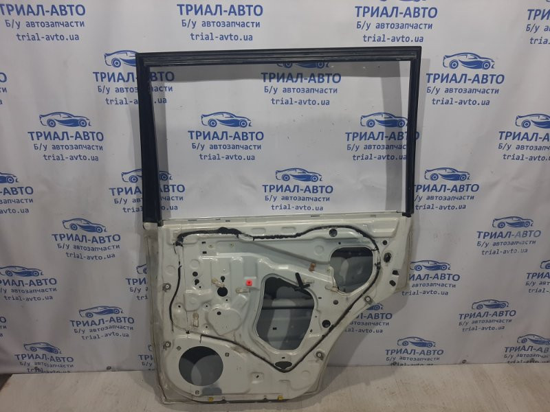 Дверь задняя правая Toyota Land Cruiser J100 1998 задн. прав. (б/у) Киев - изображение 8