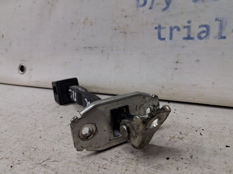 Ограничитель двери передний левый Mitsubishi ASX GA 1.8 DIESEL 4N13 2010 (б/у) Київ - зображення 2