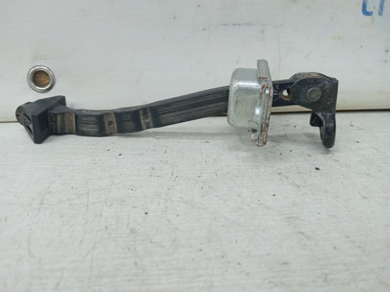 Ограничитель двери задний левый Mazda CX 5 KE 2.2 DIESEL 2011 (б/у) Киев - изображение 3