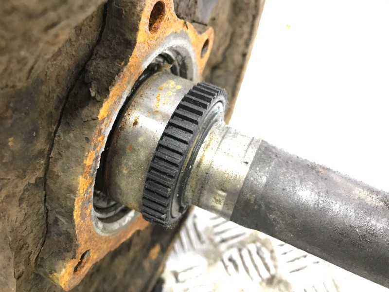 Привод задний левый Mitsubishi L200 KB 2.5 ДИЗЕЛЬ 4D56U 2006 (б/у) Київ - зображення 4