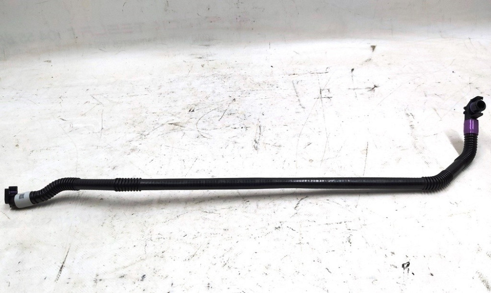 Патрубок системы охлаждения основной батареи Tesla model 1521562-00-A Киев - изображение 2