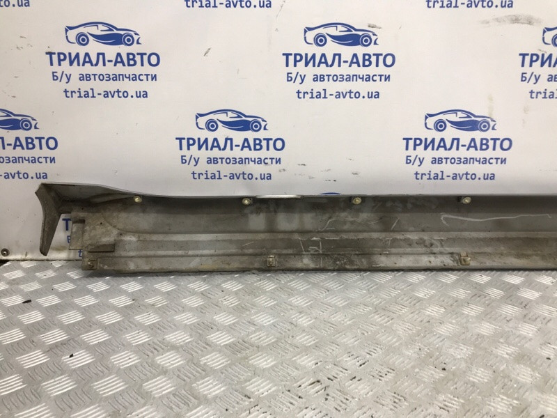 Накладка порога внешняя левая Mitsubishi Pajero Wagon 3 3.2 ДИЗЕЛЬ 4M41 1999 (б/у) Киев - изображение 5