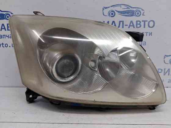 Фара правая галоген Toyota Avensis T25 1.8 БЕНЗИН 1ZZFE 2002 (б/у) Київ