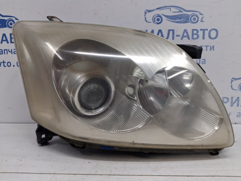 Фара правая галоген Toyota Avensis T25 1.8 БЕНЗИН 1ZZFE 2002 (б/у) Київ - зображення 1