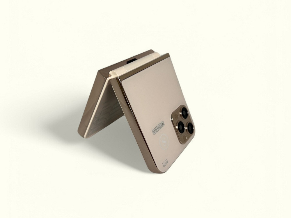 Кнопочный мобильный телефон раскладушка 15 на 4 сим карточки Київ - зображення 2