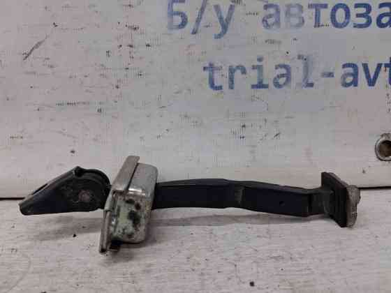 Ограничитель двери передний левый Nissan Qashqai J11 1.2 БЕНЗИН HRA2DDT 2013 (б/у) Київ