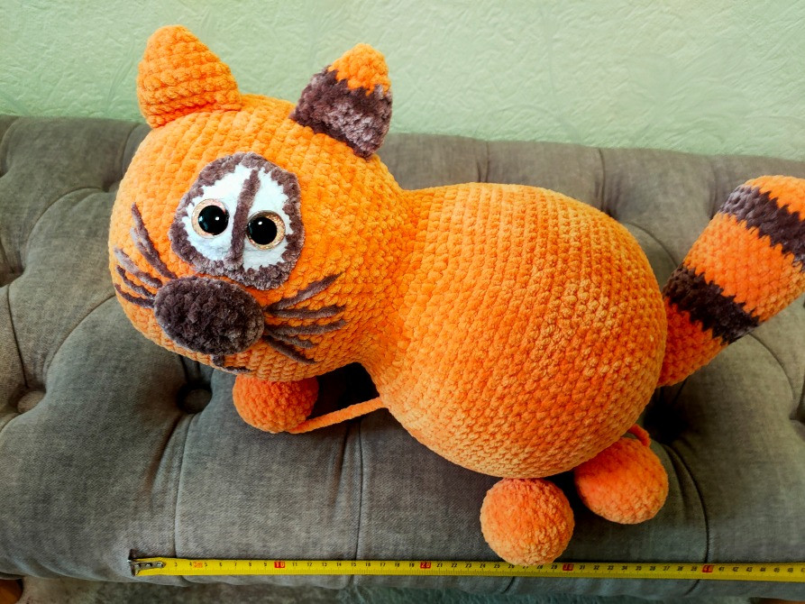 Іграшка велика м'яка в'язана Котик Кішечка помаранчева ручна робота подарунок сувенір Нововолинськ - зображення 2