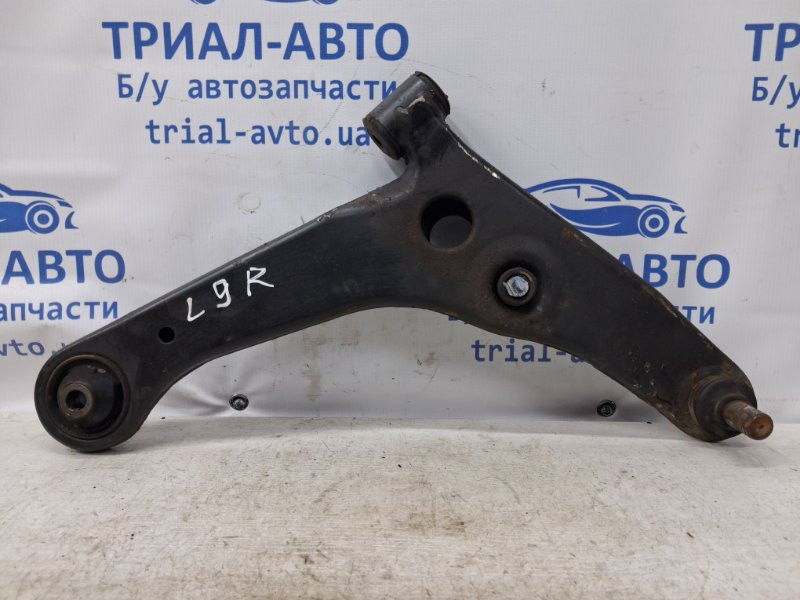 Рычаг правый Mitsubishi Lancer 9 1.6 БЕНЗИН 4G18 2003 (б/у) Киев - изображение 1