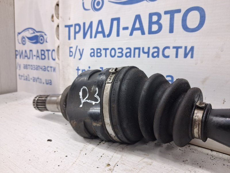 Привод передний правый МКПП Toyota Auris E150 1.6 БЕНЗИН 1ZRFAE 2006 (б/у) Киев - изображение 3