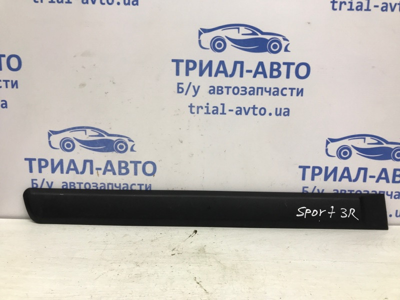 Накладка двери Mitsubishi Pajero Sport K9 3.0 БЕНЗИН 6G72 1996 задн. прав. (б/у) Київ - зображення 1