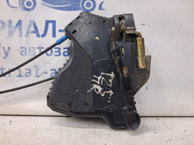 Замок двери передний правый Toyota Avensis T25 1.8 БЕНЗИН 1ZZFE 2002 (б/у) Київ - зображення 2