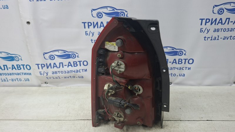 Фонарь задний внешний правый Hyundai Tucson JM 2.0 БЕНЗИН G4GC 2004 (б/у) Киев - изображение 4