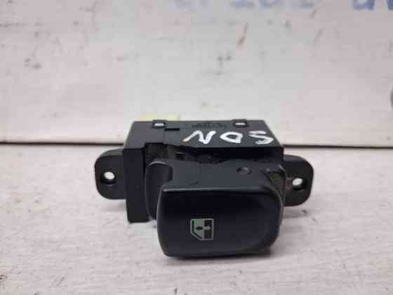 Кнопка стеклоподъемника Hyundai Sonata NF 2.4 БЕНЗИН G4KC 2004 задн. (б/у) Київ