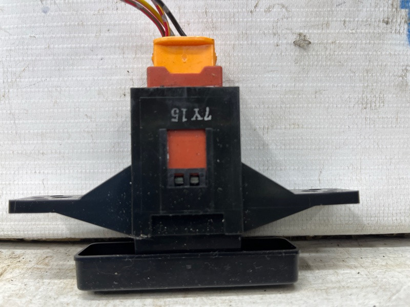 Кнопка аварийки Suzuki Grand Vitara JT 2.0 БЕНЗИН J20A 2005 (б/у) Київ - зображення 2