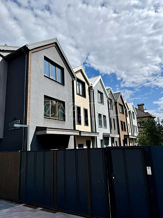 продажа 5-к таунхаус Киев, Святошинский, 87000 $ Киев - изображение 1