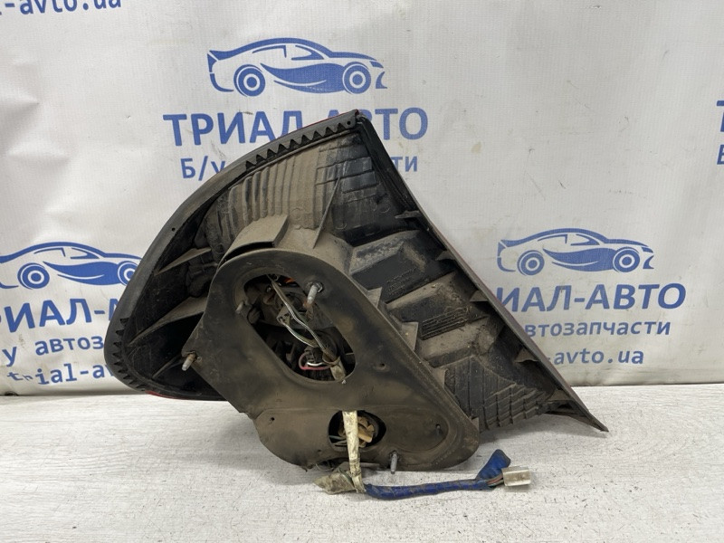 Фонарь задний внешний правый Toyota Camry 2001-2006 81551-33270 (Арт. 81152) Киев - изображение 4