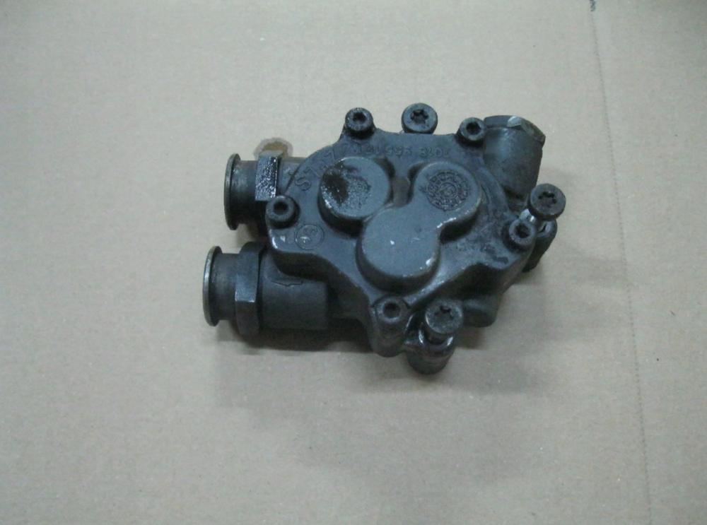 1939435 насос подкачки топлива механический DAF XF 106 Euro 6 Львов - изображение 1