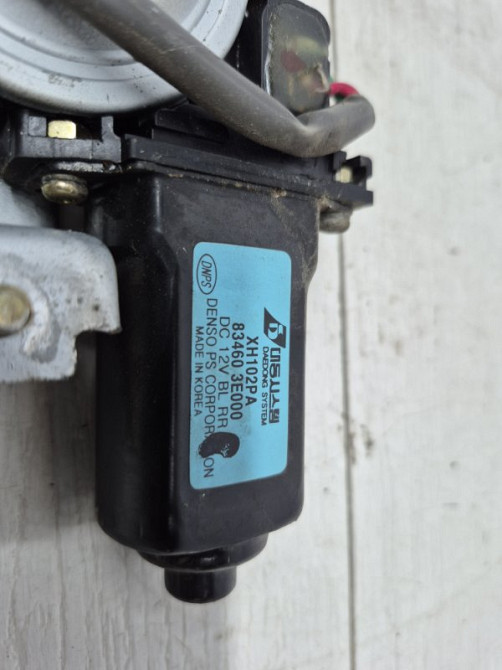 Стеклоподъемник задний правый Kia Sorento BL 2.5 DIESEL D4CB 2002 (б/у) Київ - зображення 4