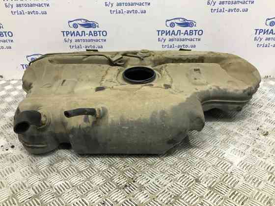 Бак топливный пластик Toyota Avensis T25 1.8 БЕНЗИН 1ZZFE 2002 (б/у) Киев