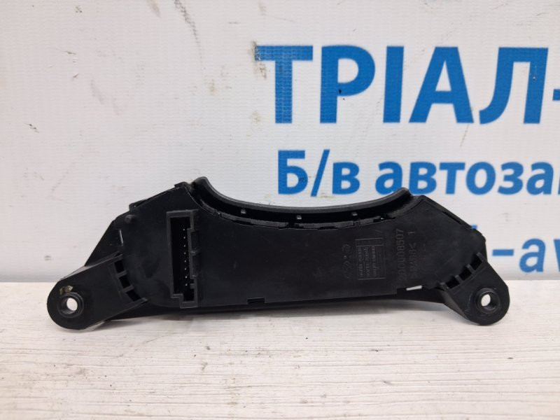 Кнопки руля Hyundai Santa fe CM 2.2 DIESEL D4HB 2005 (б/у) Киев - изображение 2