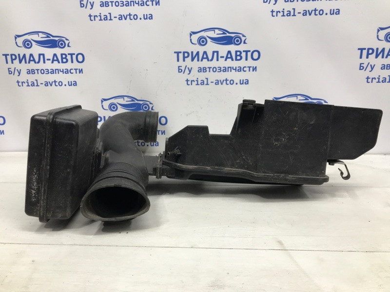 Воздухозаборник Toyota Land Cruiser J100 4.7 1998 (б/у) Киев - изображение 3