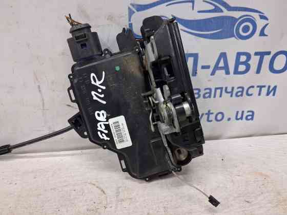 Замок двери передний правый Skoda Fabia 5J 1.4 DIESEL 2007 (б/у) Київ