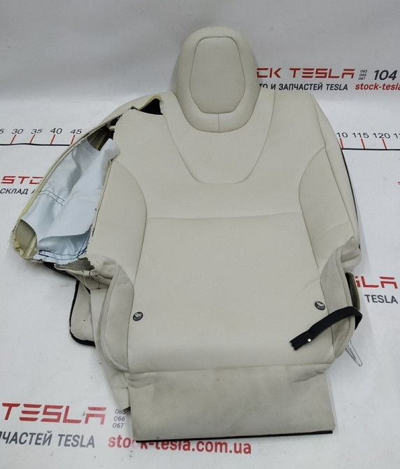 Обшивка спинки одинарного правого сиденья 2-го ряда PUR CRM (с повреждением) Tesla model X 2345616-0 Київ - зображення 1