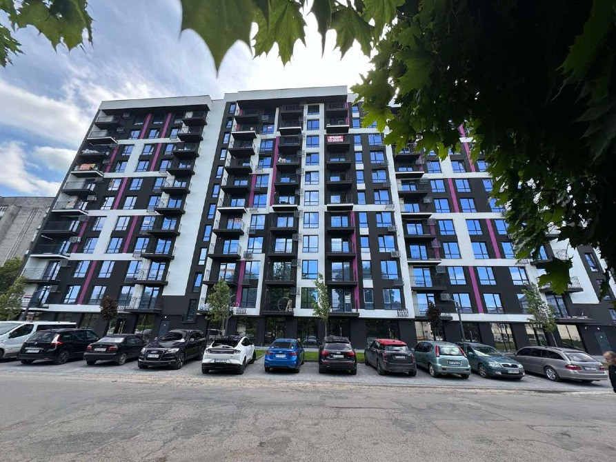 Продаж видової 2-кімнатної квартири з терасою біля Набережної та Університету Нафти і Газу Ивано-Франковск - изображение 1